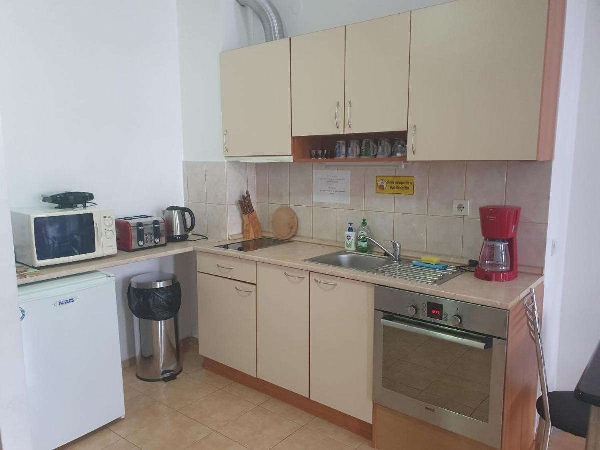 Flora Apartments Tmf ボロヴェッツ エクステリア 写真