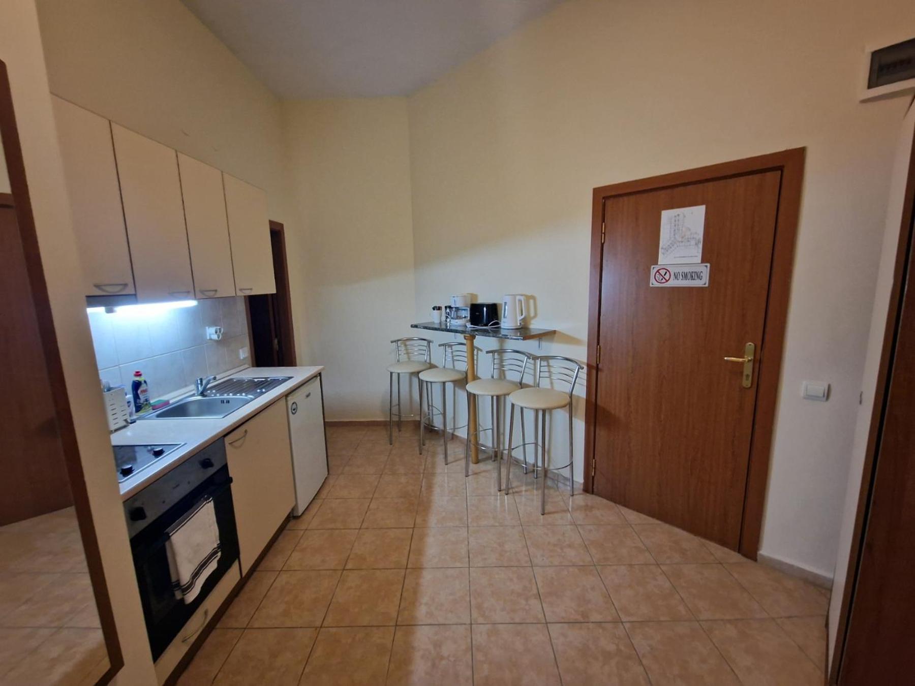 Flora Apartments Tmf ボロヴェッツ エクステリア 写真